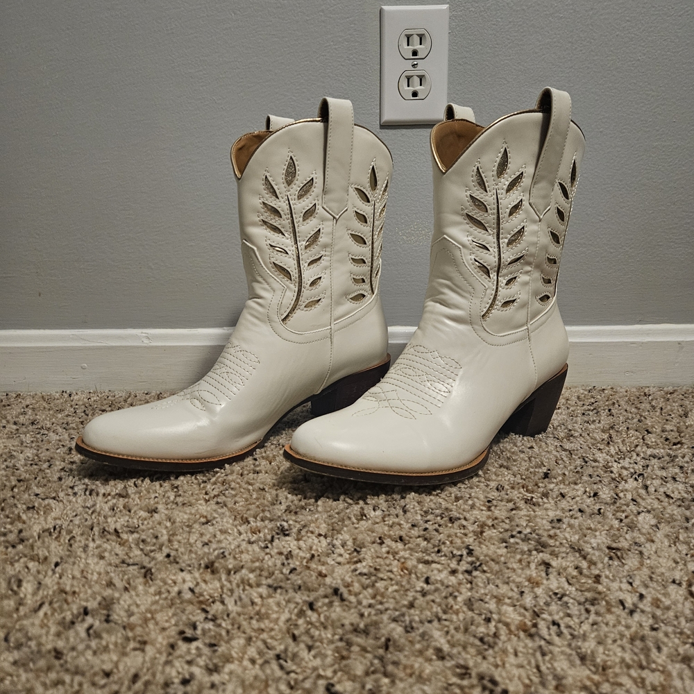 Women's White Western Boots